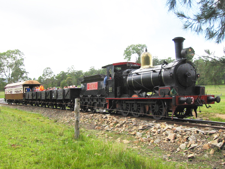 A train on the tracks

AI-generated content may be incorrect.
