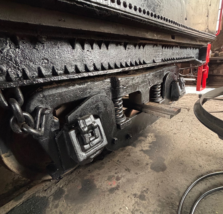 A close up of a train

AI-generated content may be incorrect.